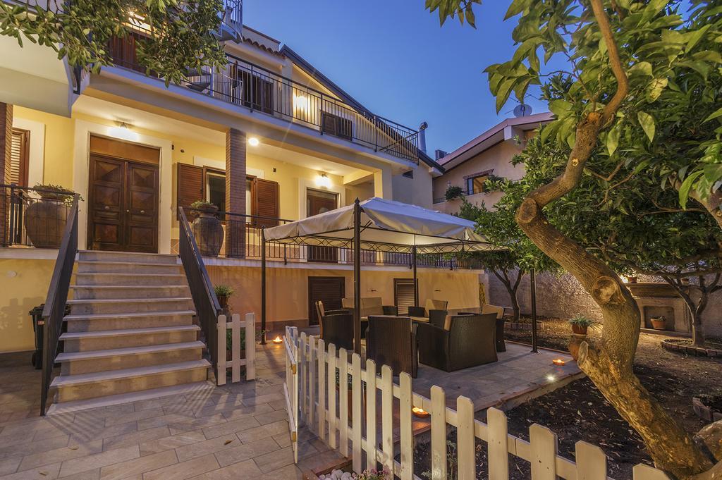 Villa Imperamare Санта-Мария-ди-Кастеллабате Экстерьер фото