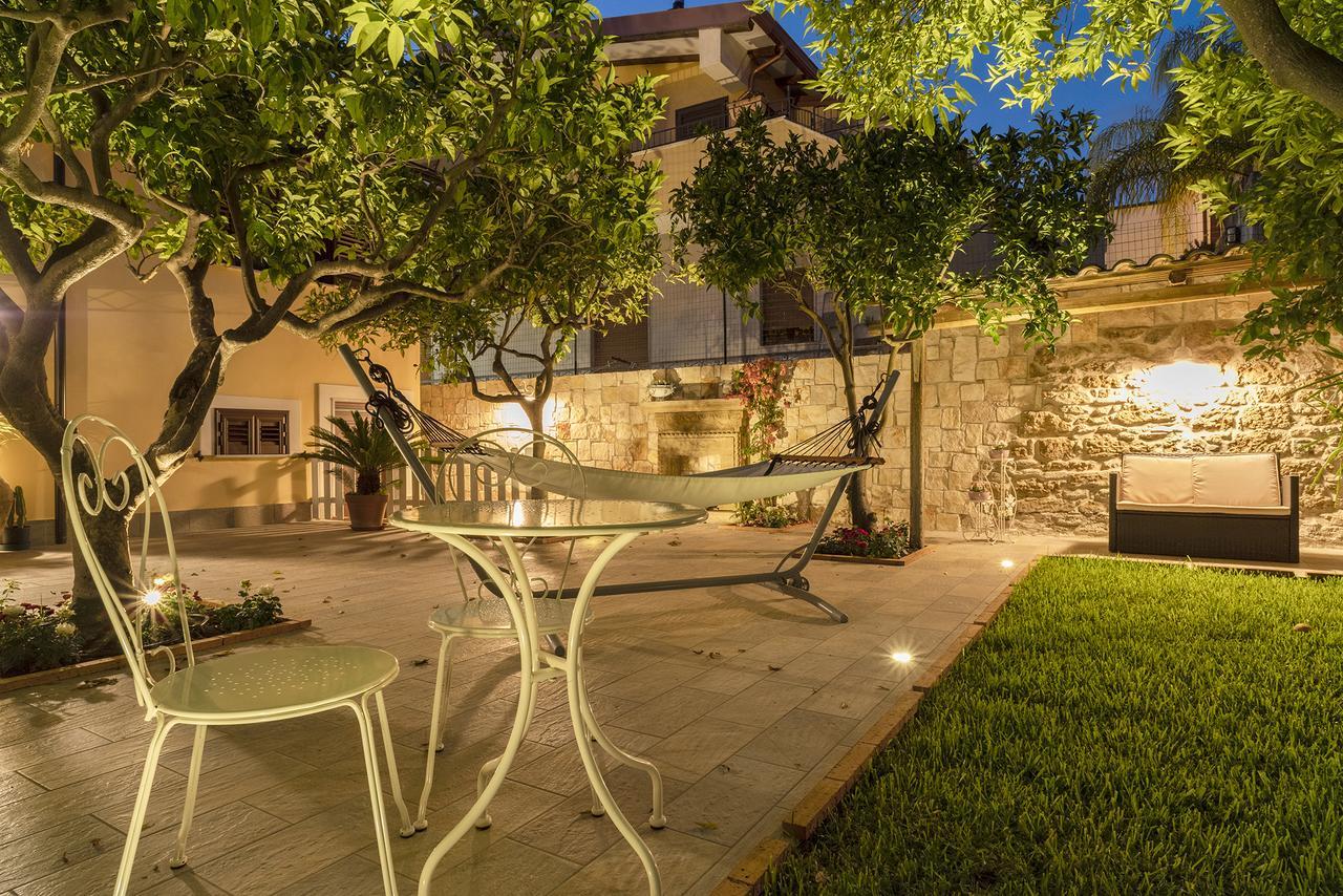 Villa Imperamare Санта-Мария-ди-Кастеллабате Экстерьер фото